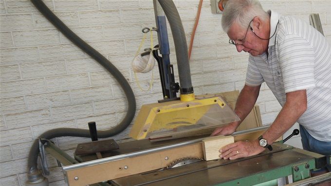 LARGE TABLE SAW